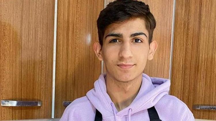 Kardeşi Taha Duymazın çocukluk fotoğrafını paylaştı