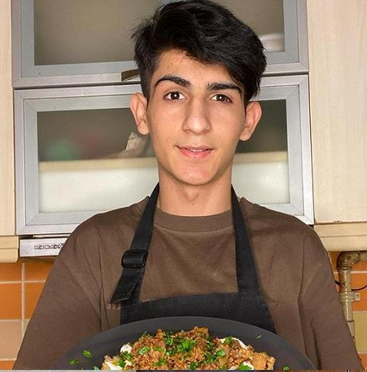 Kardeşi Taha Duymazın çocukluk fotoğrafını paylaştı