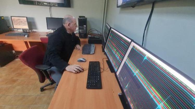 TÜBİTAK Başkanı Mandal: Bölgede her 30 saniyede 1 deprem görüyoruz