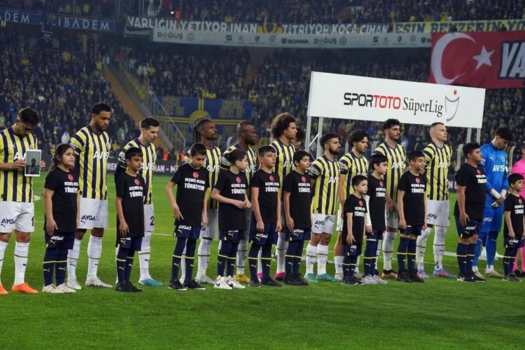 Alex de Souza, Aurelio ve Baroninin bütün özellikleri onda var Fenerbahçeye dünyaca ünlü 8 numara