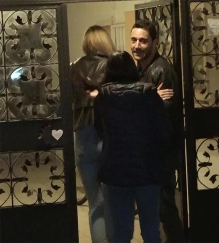 EVİN İÇİNE KADAR GELMEZSİNİZ HERHALDE