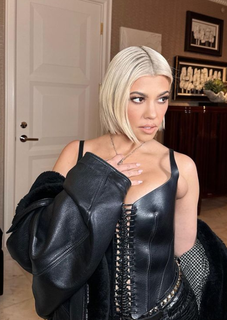 Kourtney Kardashiandan yeni imaj