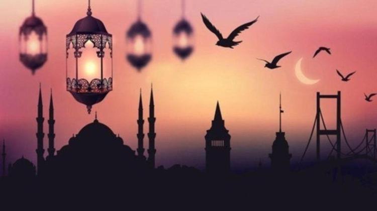 Yarın akşam hangi kandil 6 Mart 2023 ne kandili Berat Kandili 100 rekatlık namazın kılınışı...