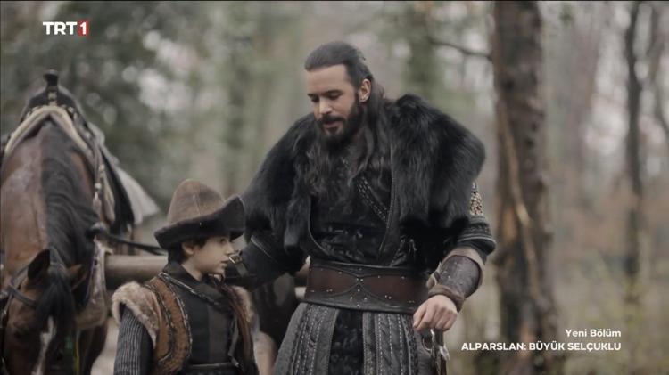 Barış Arduçlu zikir sahnesi yüreklere dokundu Alparslan sultan oluyor