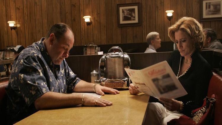 The Sopranos dizinin konusu ne, sonunda ne oluyor Aile dizinin uyarlandığı The Sopranos’un sonu nasıl bitiyor