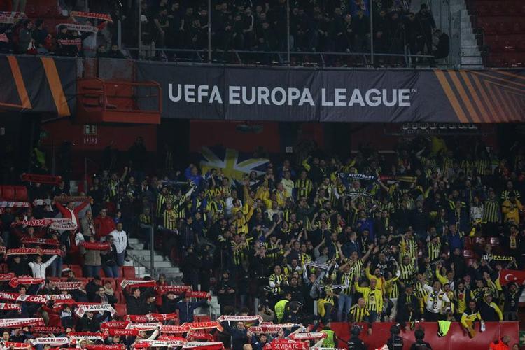 Sanchez Pizjuanda atamayana atarlar kuralı Sevilla: 2 Fenerbahçe: 0