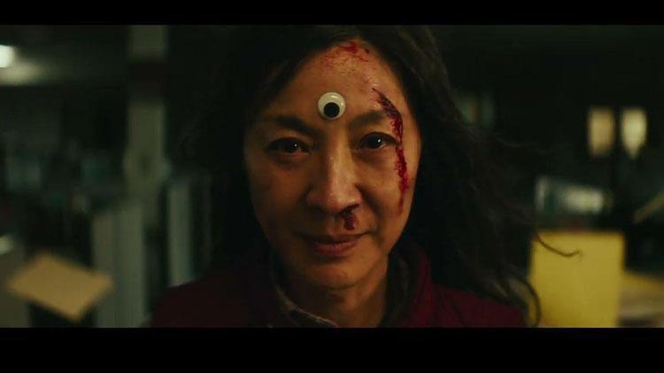 Her Şey Her Yerde Aynı Anda konusu ve oyuncuları 2023 Oscar ödülü alan Everything Everywhere All At Once (Her Şey Her Yerde Aynı Anda) filmi hangi platformlarda var, nereden izlenir