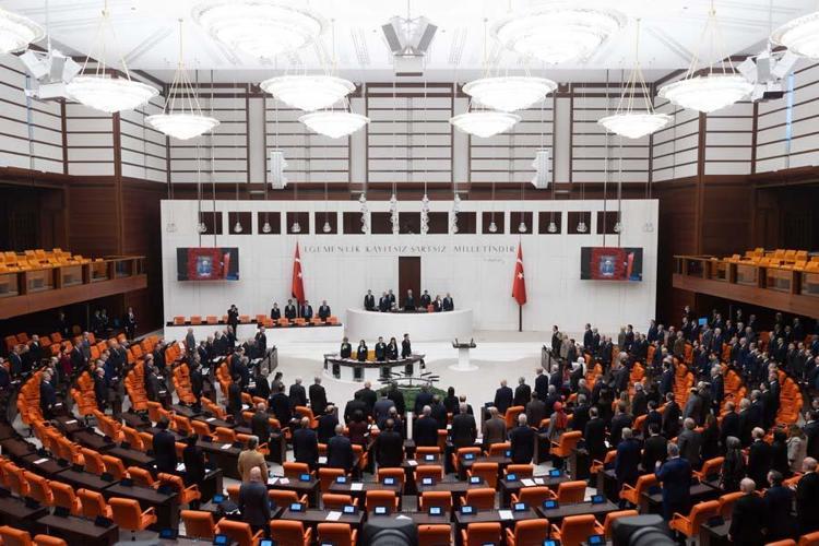 İYİ PARTİ’DE 15-30 BİN TL