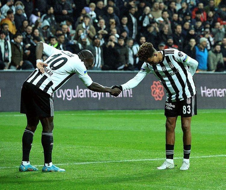 Beşiktaşa İngiltereden bedavaya forvet Dele Allinin yerine geliyor