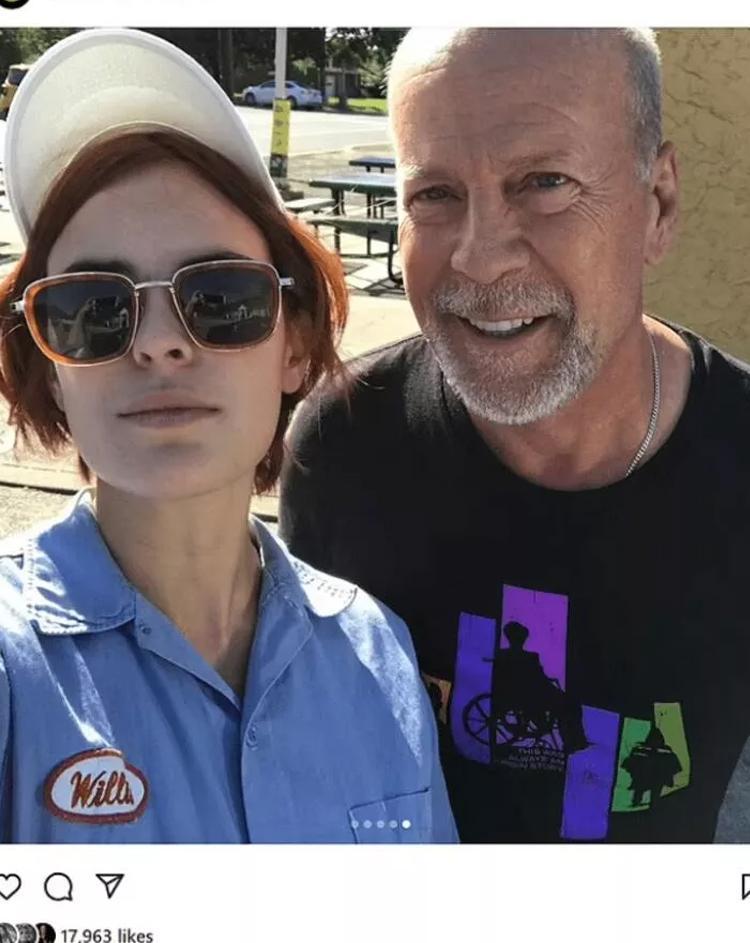 Demi Mooredan eski eşi Bruce Willise doğum günü kutlaması Videolar kalbime bıçak saplıyor