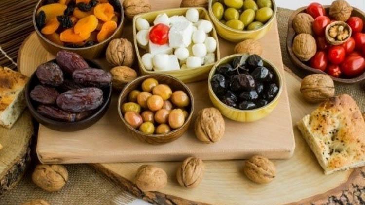 2023 Ramazan ayı imsakiyesi Diyanet imsakiye 2023 takvimi il il sahur ve oruç ne zaman, saat kaçta İstanbul, Ankara, Konya, Adana...