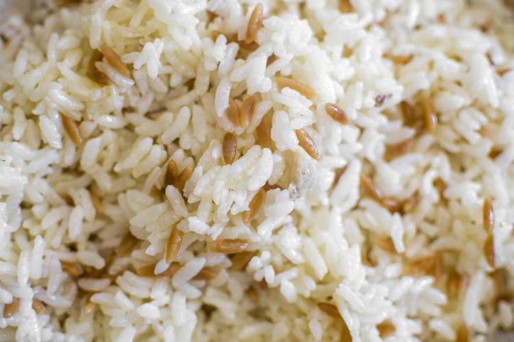 İlk sahurda pirinç pilavı yemek sünnet mi Sahurda ilk günü pilav yemek