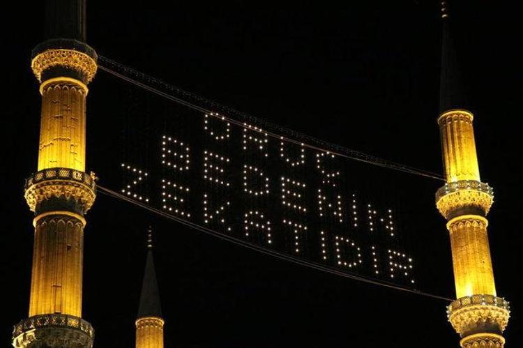 RAMAZAN MESAJLARI RESİMLİ 2025 YENİ SÖZLER Whatsapp, Instagram, Facebook, Twitter için kısa, anlamlı, yazılı, ayetli 11 ayın sultanı hoş geldin Ramazan ayı mesajları 2025 görselleri indir