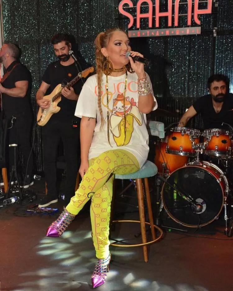 Demet Akalın paylaştı sosyal medya yıkıldı Okan Kurt ve Hande Yener kayıtsız kalmadı