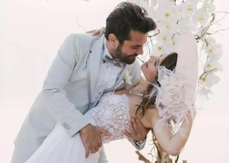 BEREN SAAT - KENAN DOĞULU