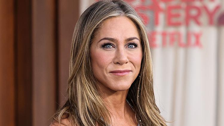 Jennifer Aniston yıllara meydan okuyor