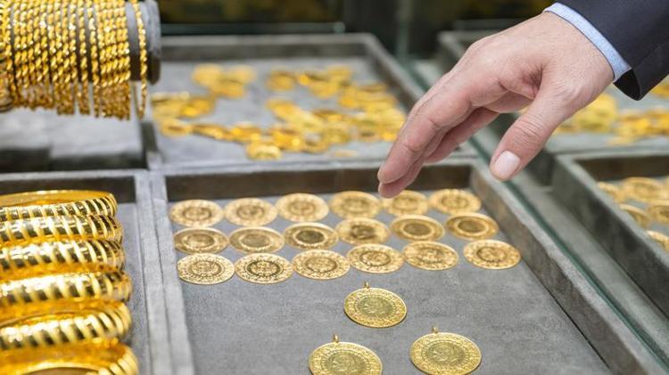 Altın fiyatlarında yeni rekor Bu ilk kez oldu, kritik tahmin geldi