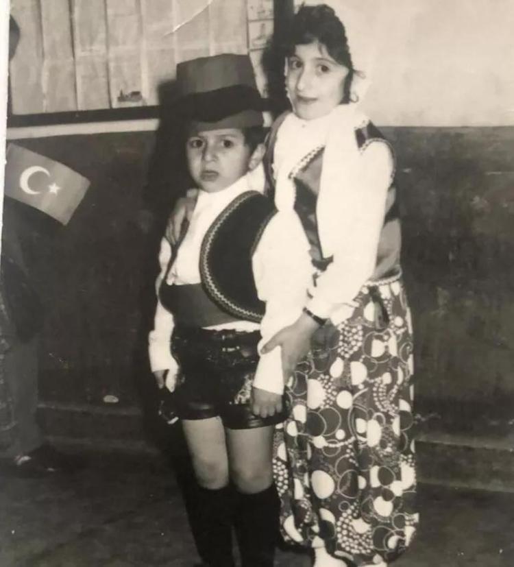 Ünlülerin okul hayatları