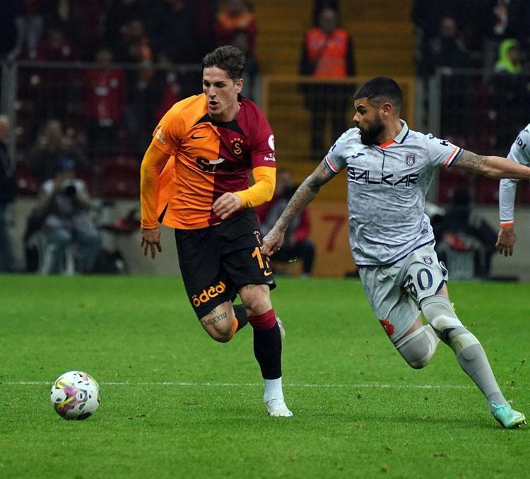 Galatasaray-Başakşehir maçında 2 hayati hata Deniz Çoban açıkladı