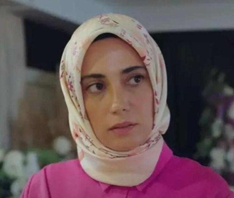 Kızılcık Şerbeti Nursemanın burnu estetik mi Ceren Karakoç estetik yaptırdı mı