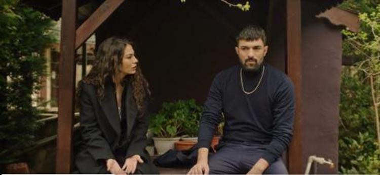 Adım Farah 7. bölüm fragmanı: Tahir Lekesiz teklifi Farahı güldürdü