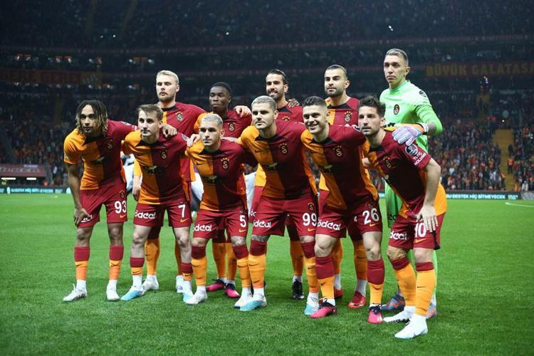 Mario Gomez Galatasarayın yıldız forvetini bitirdi 15 milyon euroluk transfer bombası