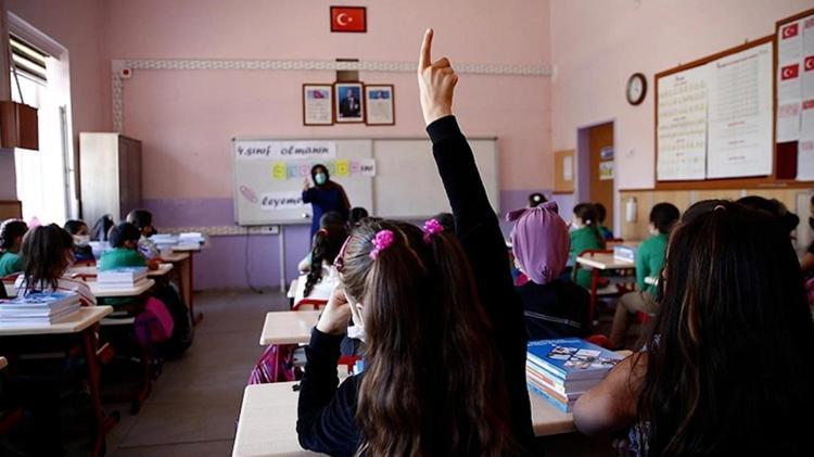 Yarın okul var mı, 24 Nisa Pazartesi okullar tatil mi