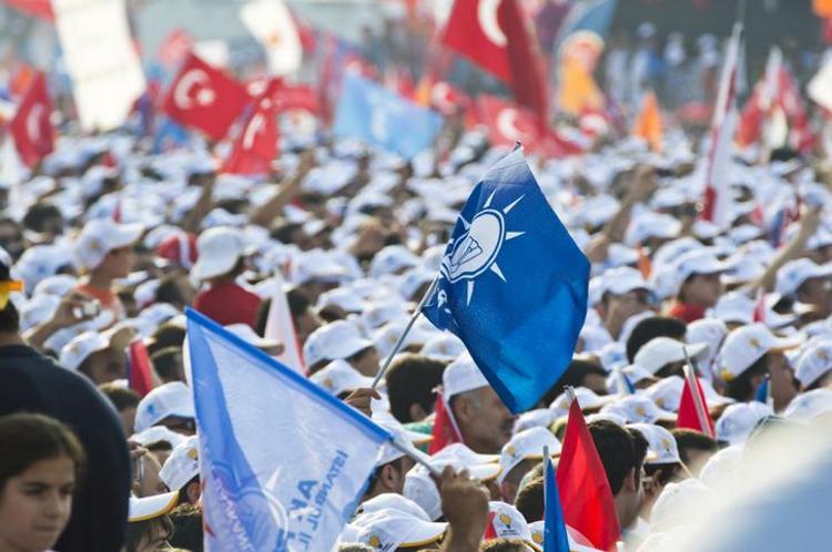 İstanbul milletvekilleri aday listesi İstanbul (AK Parti, CHP, MHP, Yeniden Refah Partisi) 1. 2. ve 3. bölge milletvekili adayları kim İstanbul 14 Mayıs seçim adayları
