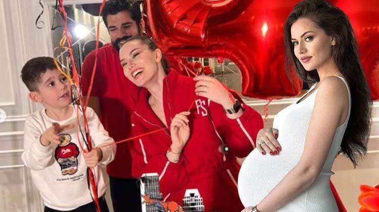 Karana doğum günü kutlaması Kucağında minik bebeğiyle poz verdi