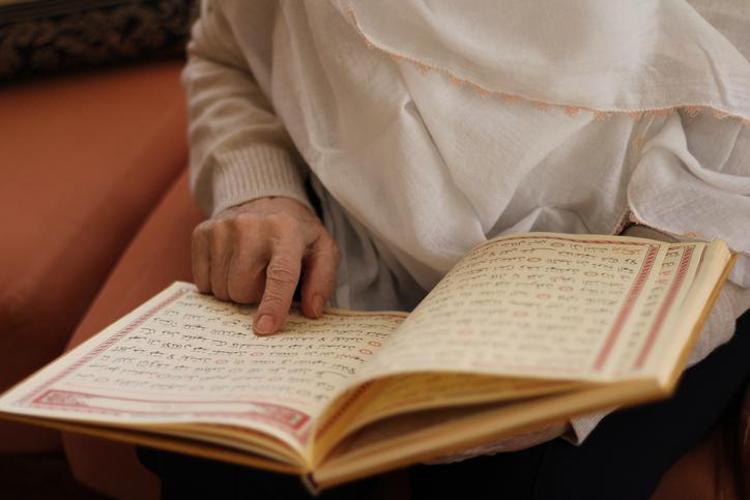 Hatim duası || Kadir gecesi Kuranı Kerim hatim duası nasıl yapılır, hatim duası tek başına yapılır mı Hatim duası Türkçe anlamı ve Arapça okunuşu ile hatim indirme duası