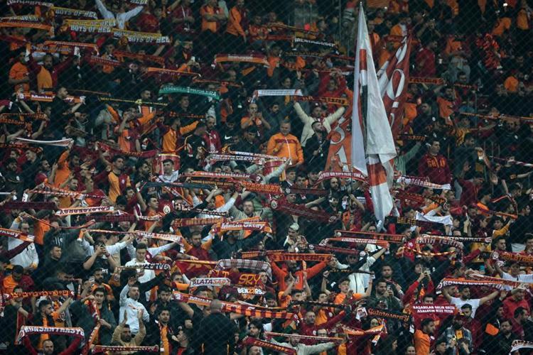 Space odalarında deprem etkisi yaratacak iddia: Galatasaray Stadında Fenerbahçeyi şampiyon yapıp bayrak dikecekler