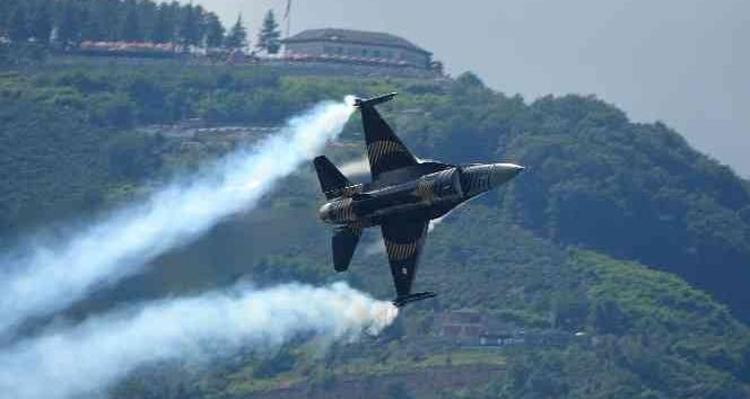 Solo Türk hakkında
