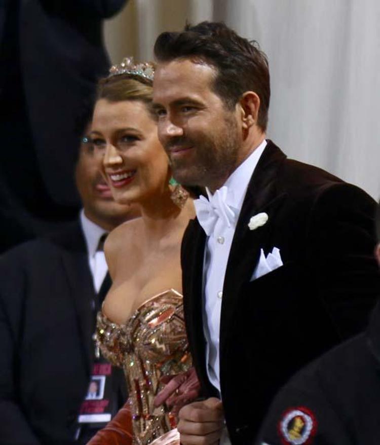 Blake Lively doğum kilolarından kurtuldu Gerçekten dördüncü kez anne oldun mu