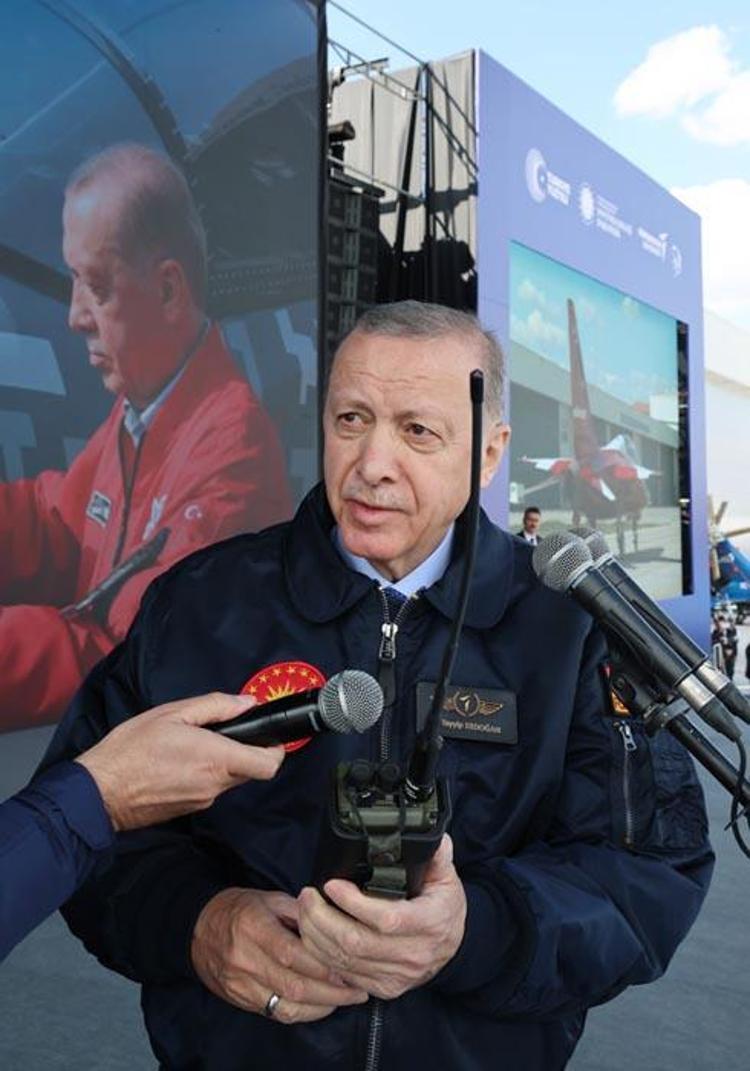 İlk yerli savaş uçağının adı belli oldu Erdoğan: İsim babası Devlet Beydir