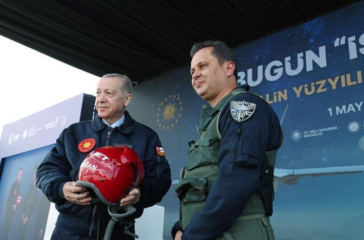 İlk yerli savaş uçağının adı belli oldu Erdoğan: İsim babası Devlet Beydir