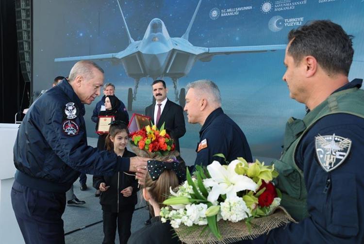 İlk yerli savaş uçağının adı belli oldu Erdoğan: İsim babası Devlet Beydir