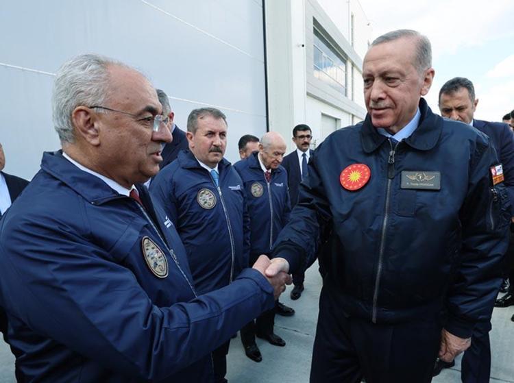 İlk yerli savaş uçağının adı belli oldu Erdoğan: İsim babası Devlet Beydir