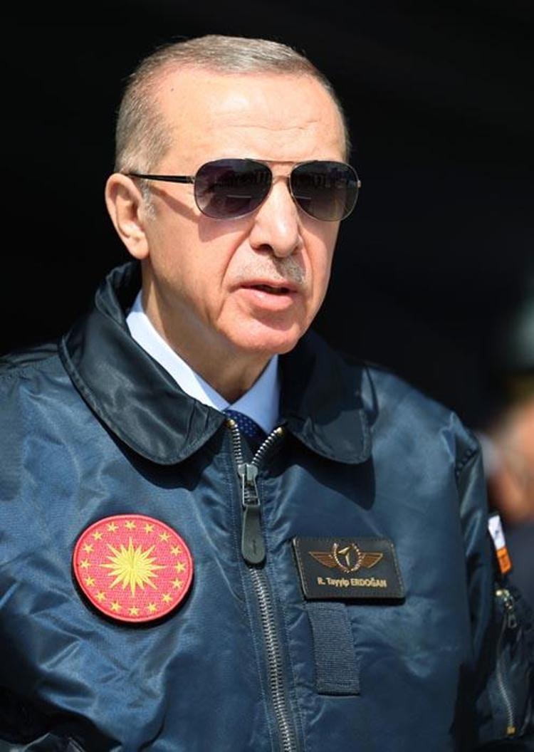 İlk yerli savaş uçağının adı belli oldu Erdoğan: İsim babası Devlet Beydir
