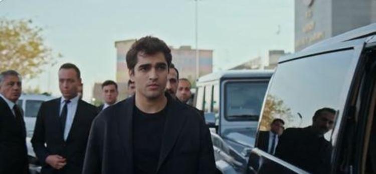 Yalı Çapkını 31. bölüm fragmanı: Seyran ve Ferit boşanmıyor Duruşma salonu çıkışında sürpriz var