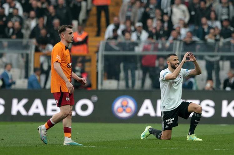 Ve Okan Buruktan beklenen neşter Başakşehir maçında 3 futbolcu kenarda oturacak