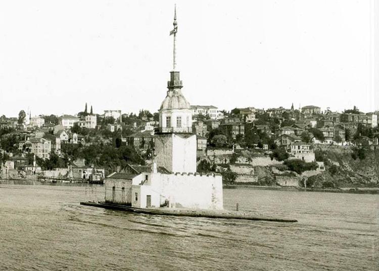 İsmi neden Kız Kulesidir