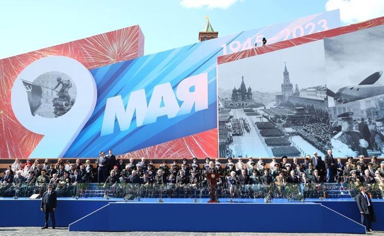Putin’den dünyaya Zafer Günü Mesajı: Rusya için ne batıda ne de doğuda düşman yok