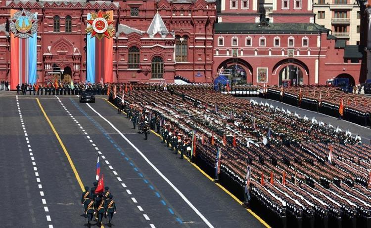 Putin’den dünyaya Zafer Günü Mesajı: Rusya için ne batıda ne de doğuda düşman yok