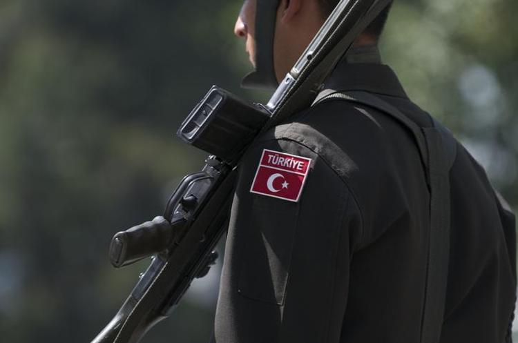 Sözleşmeli erlere kadro verilecek mi 7 yılını dolduran sözleşmeli erlere kadro gelecek mi Sözleşmeli askeri personele kadroda son durum