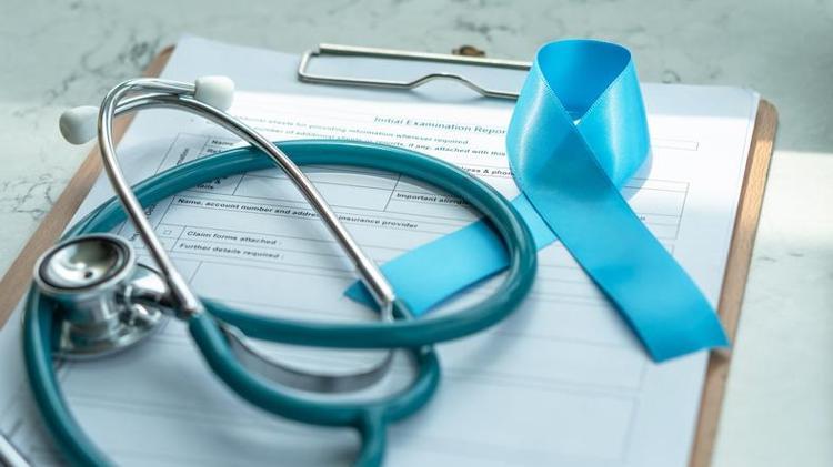 50 yaş üstü erkekleri etkiliyor Doğru tedavi ile kurtulmak mümkün