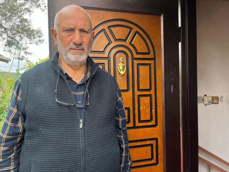 Boşanmak isteyen eşine dehşeti yaşattı Silahlı molotoflu tehdit...