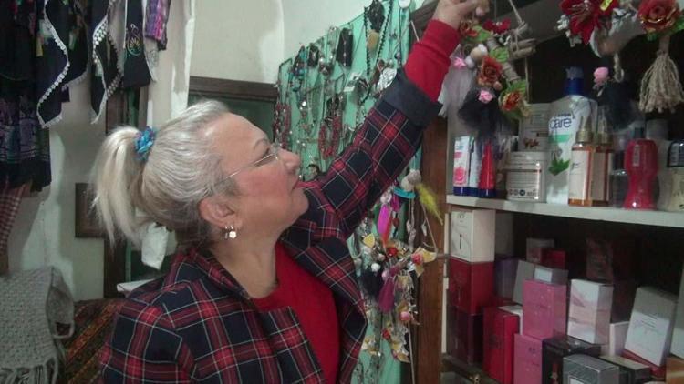 Hobi olarak başladı, yaptığı hediyelik eşyalar mesleği oldu
