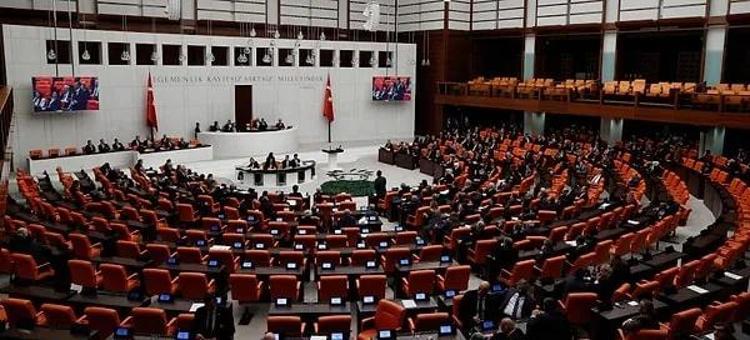 Milletvekili bakan olabilir mi Milletvekili bakan olursa vekilliği düşer mi