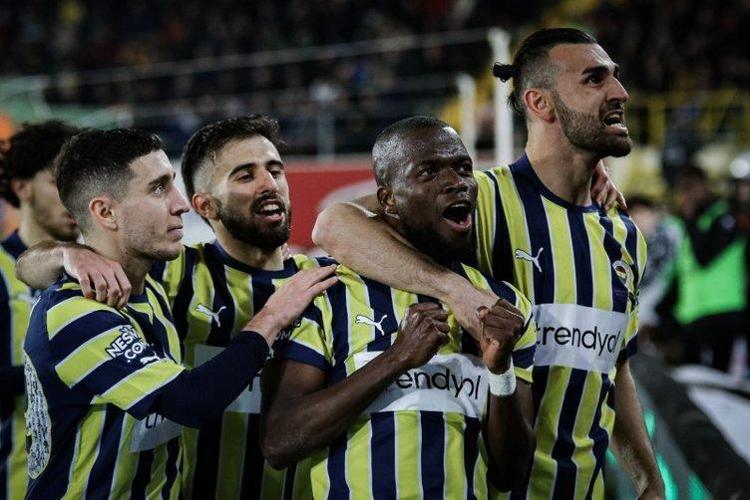 Sezonun ilk transfer bombası Ali Koçtan Bedavaya imza attırdı