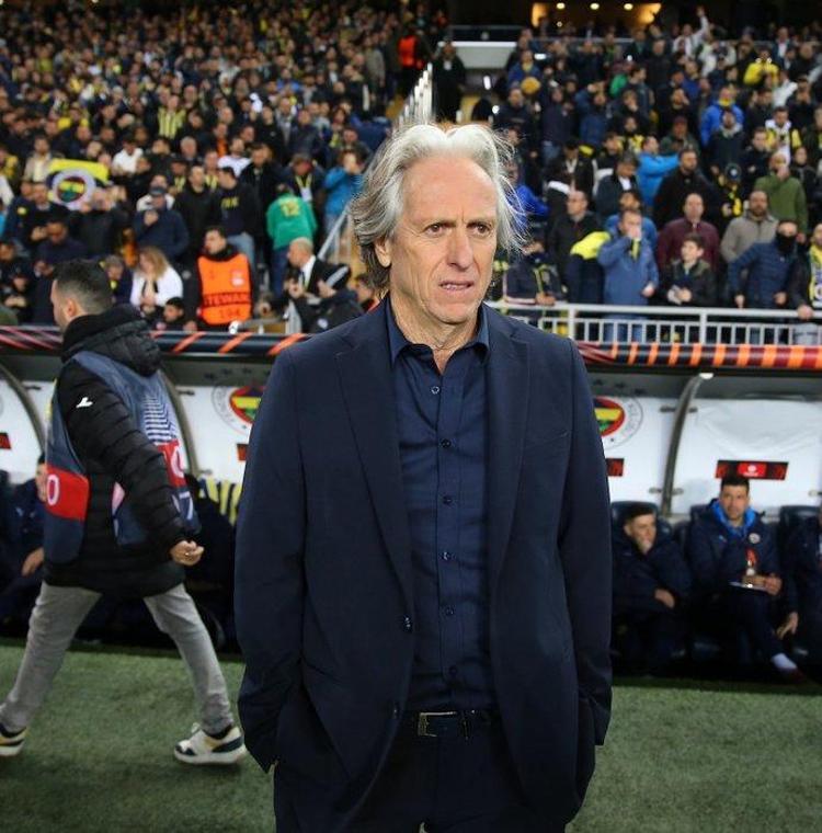 Sezonun ilk transfer bombası Ali Koçtan Bedavaya imza attırdı